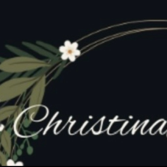 Meet your Posher, Christina - Picture 3 of 3